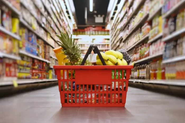 Ultimate Guide to Saving Money on Groceries In 2024